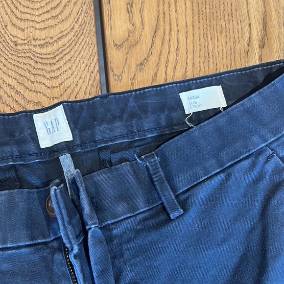 Never worn gap chinos - Picture 6 of 6